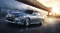 鄧祿普輪胎配套新皇冠  強(qiáng)化優(yōu)雅動(dòng)力